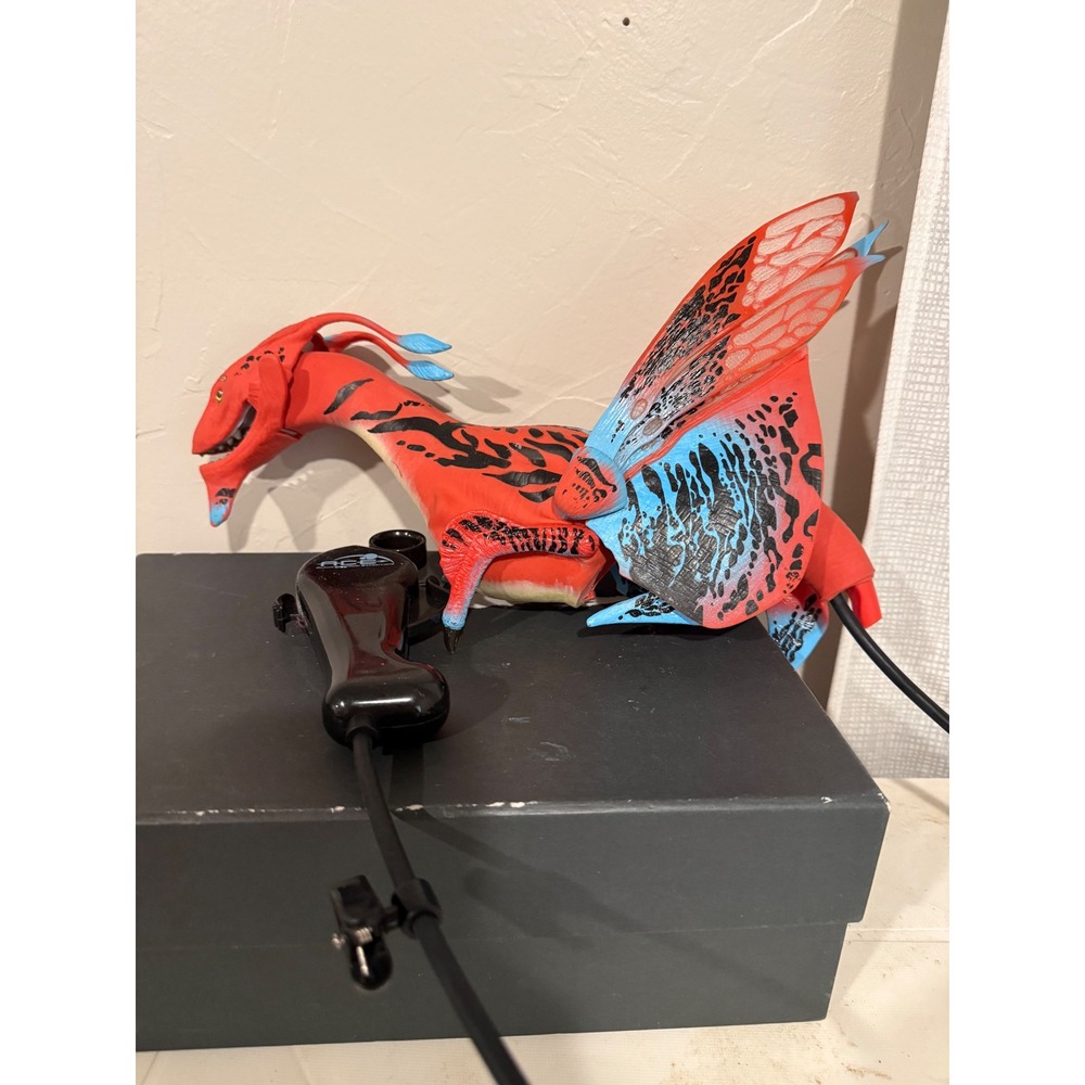 Disney Parks Avatar Banshee Puppet Red Blue ACE Pandora World of Avatar Toy EXCL
